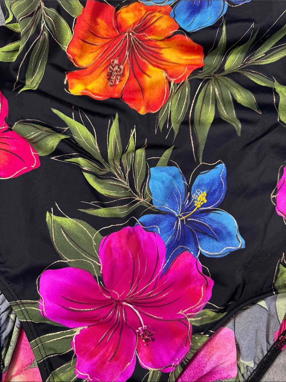 EUC Great Lengths Floral ๐ธ One-Piece Swimsuit - Black Sz 14 TROPICAL ๐๏ธ - Picture 8 of 9